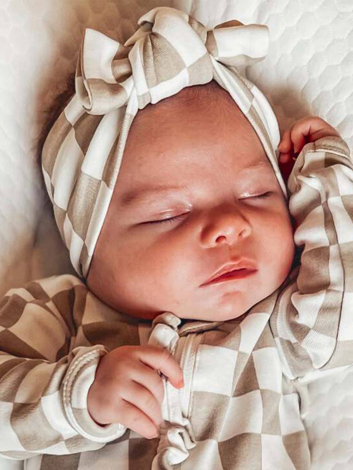 Tiramisu Checkerboard / Organic Bow (Baby - Kids)